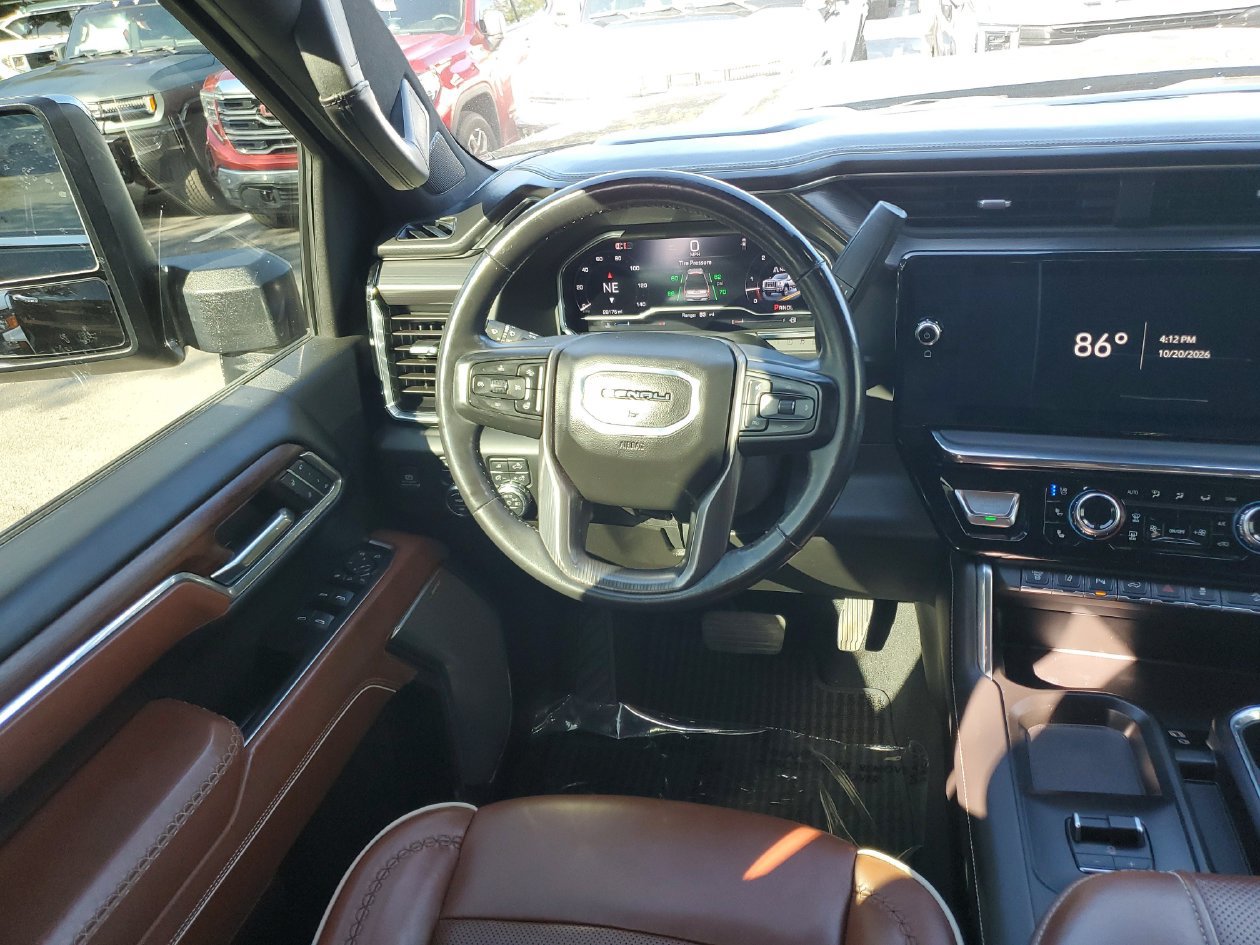 Used 2024 GMC Sierra 2500 Denali Ultimate AWD/4WD image 13