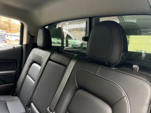 Used 2017 GMC Canyon SLT w/ Driver Alert Package image 19