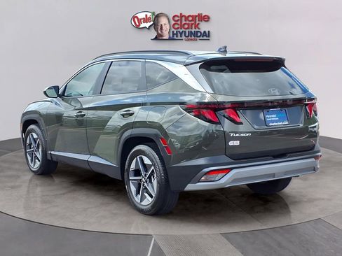 Used 2025 Hyundai Tucson SEL FWD image 3