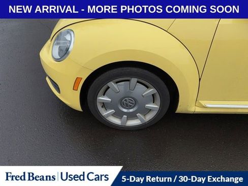 Used 2013 Volkswagen Beetle 2.5 image 4