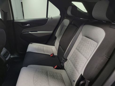 Used 2022 Chevrolet Equinox LT image 19