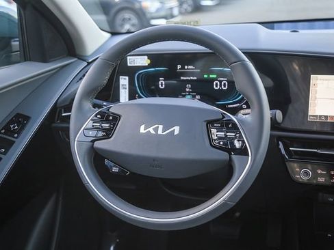 New 2026 Kia Niro EX image 8