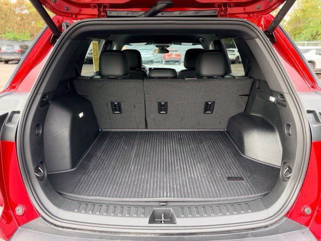 Used 2026 Chevrolet Equinox LT w/ Convenience Package II FWD image 26