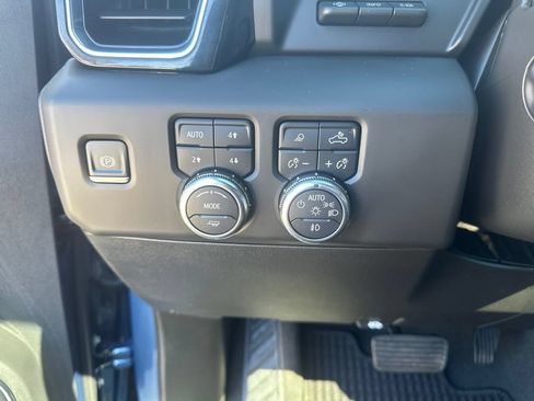 Used 2024 GMC Sierra 1500 Denali Ultimate AWD/4WD image 11
