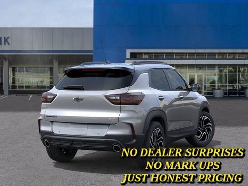 New 2026 Chevrolet TrailBlazer RS w/ Driver Confidence Package FWD image 4