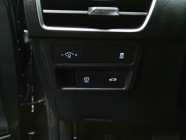 Used 2024 Hyundai Sonata SEL FWD image 30