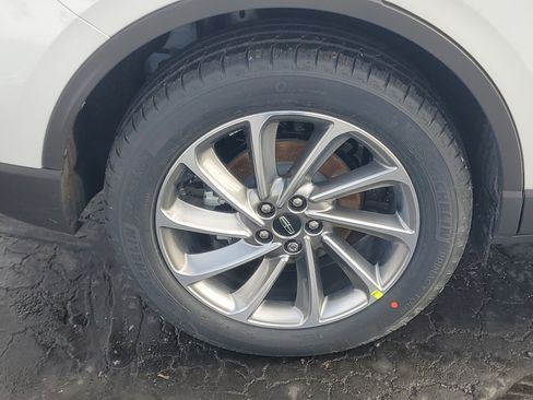 New 2026 Lincoln Corsair Premiere image 5