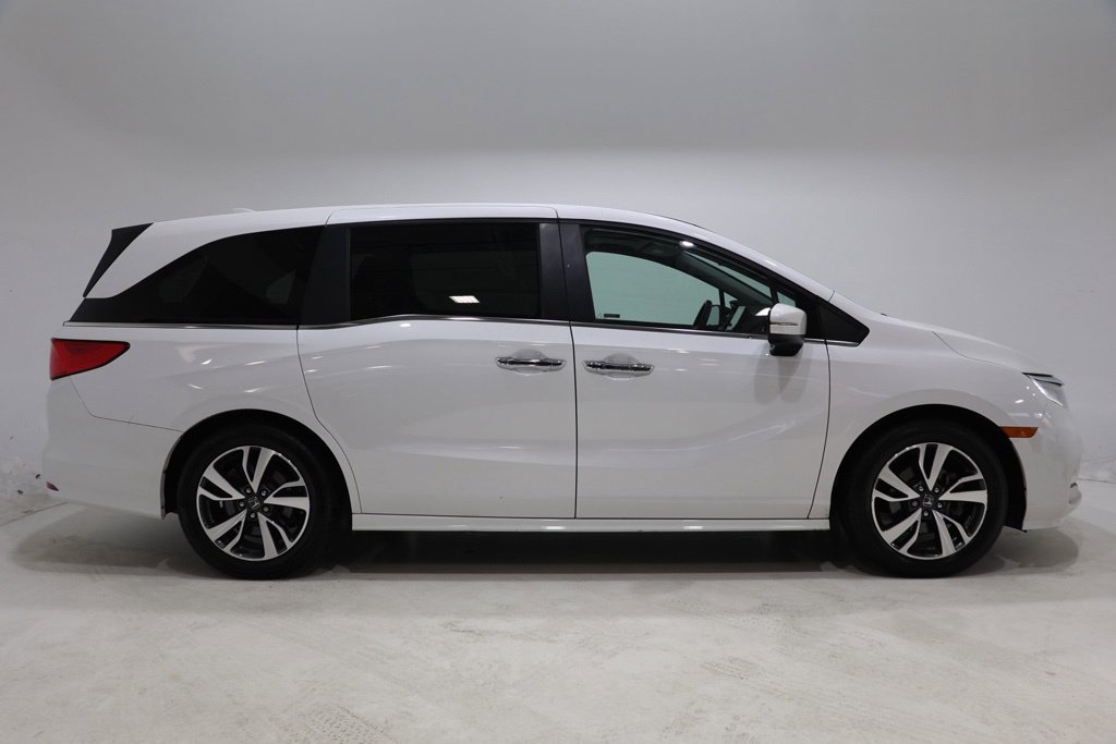Used 2024 Honda Odyssey Touring image 8
