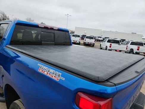 Certified 2022 Chevrolet Silverado 1500 LT Trail Boss w/ Convenience Package II image 34