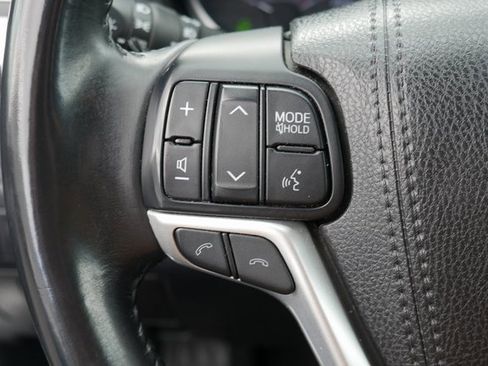 Used 2018 Toyota Highlander Plus image 16