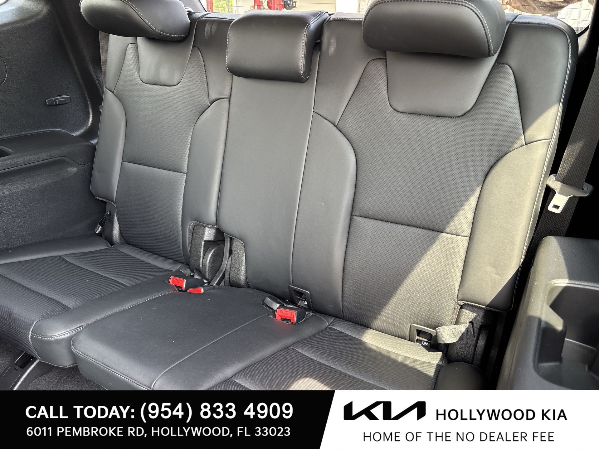 Certified 2023 Kia Telluride S w/ S Sunroof Package AWD/4WD image 26