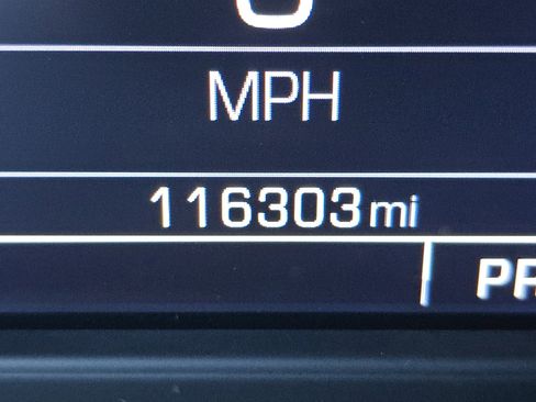 Used 2019 GMC Yukon XL SLT image 26