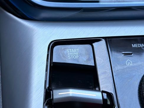 Used 2025 BMW X3 xDrive30i w/ M Sport Package image 27