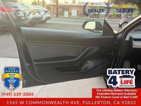 Used 2018 Tesla Model 3 Long Range RWD image 32