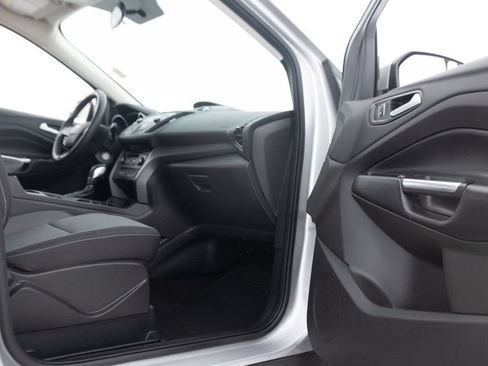 Used 2018 Ford Escape SE FWD image 30