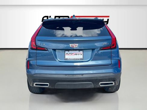 Used 2024 Cadillac XT4 Premium Luxury w/ Technology Package FWD image 6