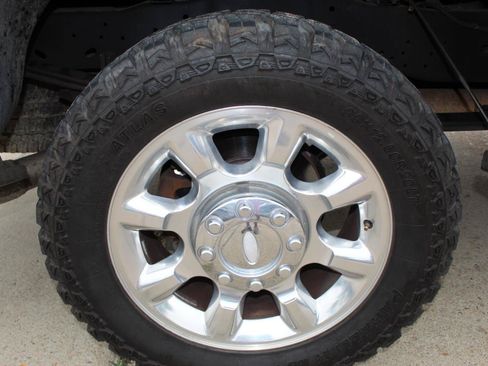 Used 2011 Ford F250 Lariat w/ Lariat Ultimate Pkg AWD/4WD image 39