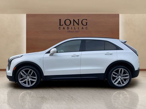 Used 2019 Cadillac XT4 Sport AWD/4WD image 2