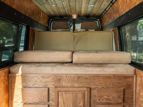 Used 2023 Mercedes-Benz Sprinter 3500 image 12