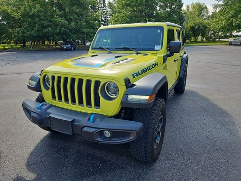 Used 2023 Jeep Wrangler Unlimited Rubicon 4xe w/ Cold Weather Group AWD/4WD image 2