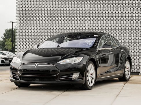 Used 2015 Tesla Model S P90D AWD/4WD image 7