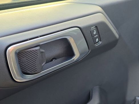 New 2025 Ford Bronco Outer Banks w/ Sasquatch Package image 13