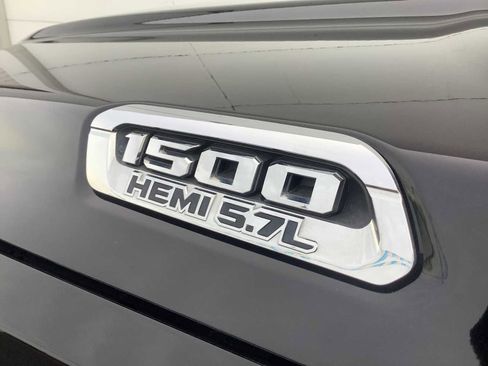 Used 2019 RAM 1500 Limited image 8