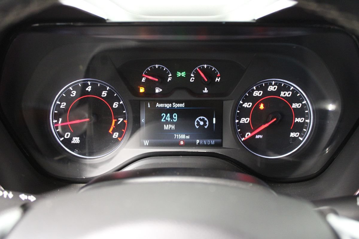 Used 2018 Chevrolet Camaro LT w/ RS Package RWD image 11