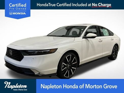 Used 2025 Honda Accord Touring image 1