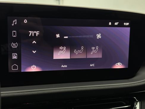 New 2026 Buick Envista Sport Touring w/ Convenience I Package FWD image 23
