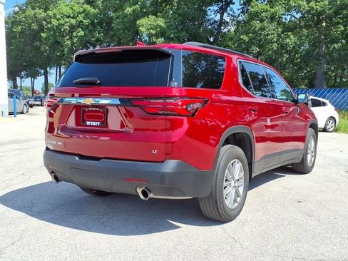 Used 2023 Chevrolet Traverse LT AWD/4WD image 8