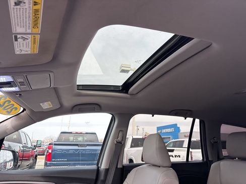 Used 2022 Honda Pilot Special Edition image 33