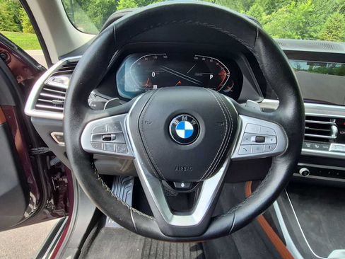 Used 2022 BMW X7 xDrive40i w/ Premium Package AWD/4WD image 24