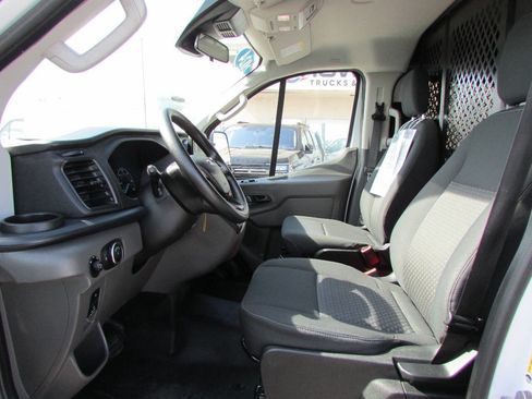 Used 2024 Ford Transit 250 Low Roof w/ Exterior Upgrade Package RWD image 13
