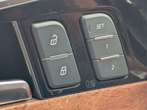 Used 2022 Audi A4 2.0T Premium AWD/4WD image 17