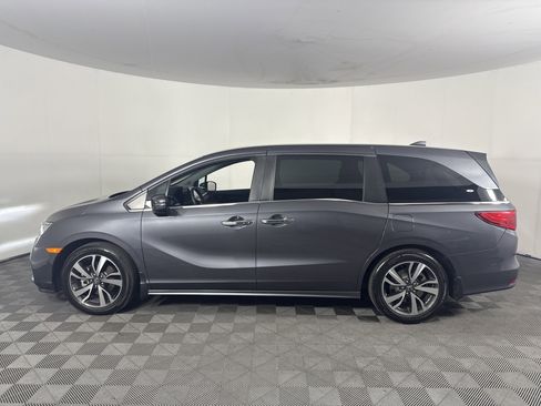 Certified 2024 Honda Odyssey Touring image 7