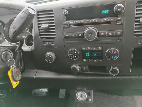 Used 2010 Chevrolet Silverado 1500 LT w/ Power Pack Plus image 19