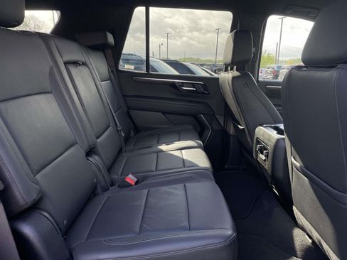 Used 2025 Chevrolet Tahoe LT image 17