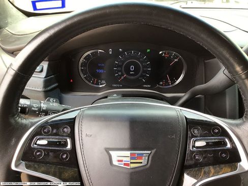 Used 2016 Cadillac Escalade ESV Platinum RWD image 8