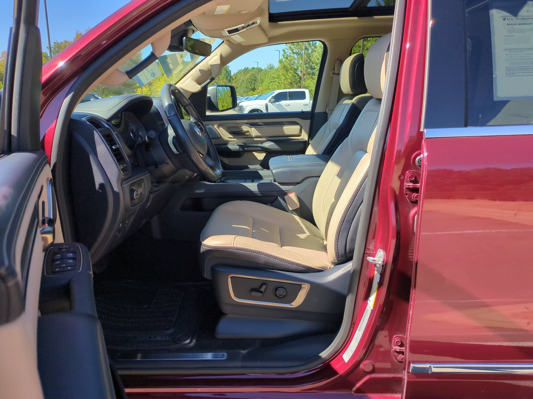 Used 2019 RAM 1500 Limited AWD/4WD image 13