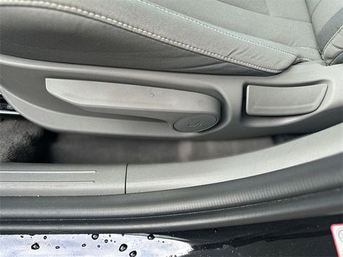Used 2023 Hyundai Elantra SEL w/ Cargo Package image 13