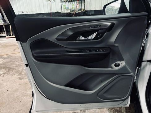 Used 2019 GMC Terrain SLT w/ Preferred Package image 13