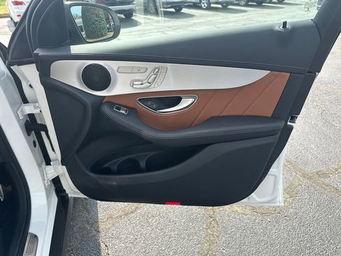 Certified 2022 Mercedes-Benz GLC 43 AMG 4MATIC image 15