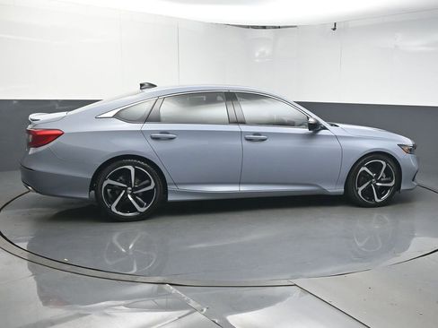 Used 2021 Honda Accord Sport image 8