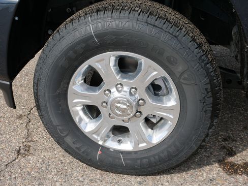 New 2026 RAM 2500 Big Horn AWD/4WD image 5