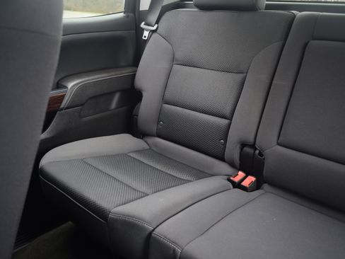 Used 2018 GMC Sierra 1500 SLE w/ SLE Value Package image 14