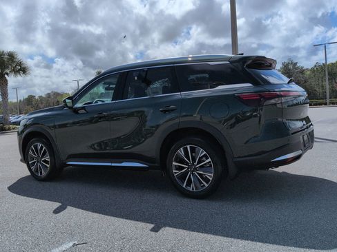 New 2026 INFINITI QX60 Luxe w/ Cargo Package FWD image 7