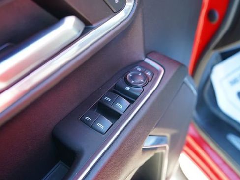 Used 2024 GMC Sierra 1500 Elevation image 13