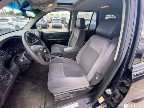 Used 2008 Chevrolet TrailBlazer LT w/ Sun And Sound Package AWD/4WD image 6