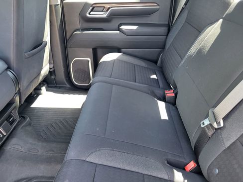 Used 2022 Chevrolet Silverado 1500 LT w/ Z71 Off-Road Package AWD/4WD image 28